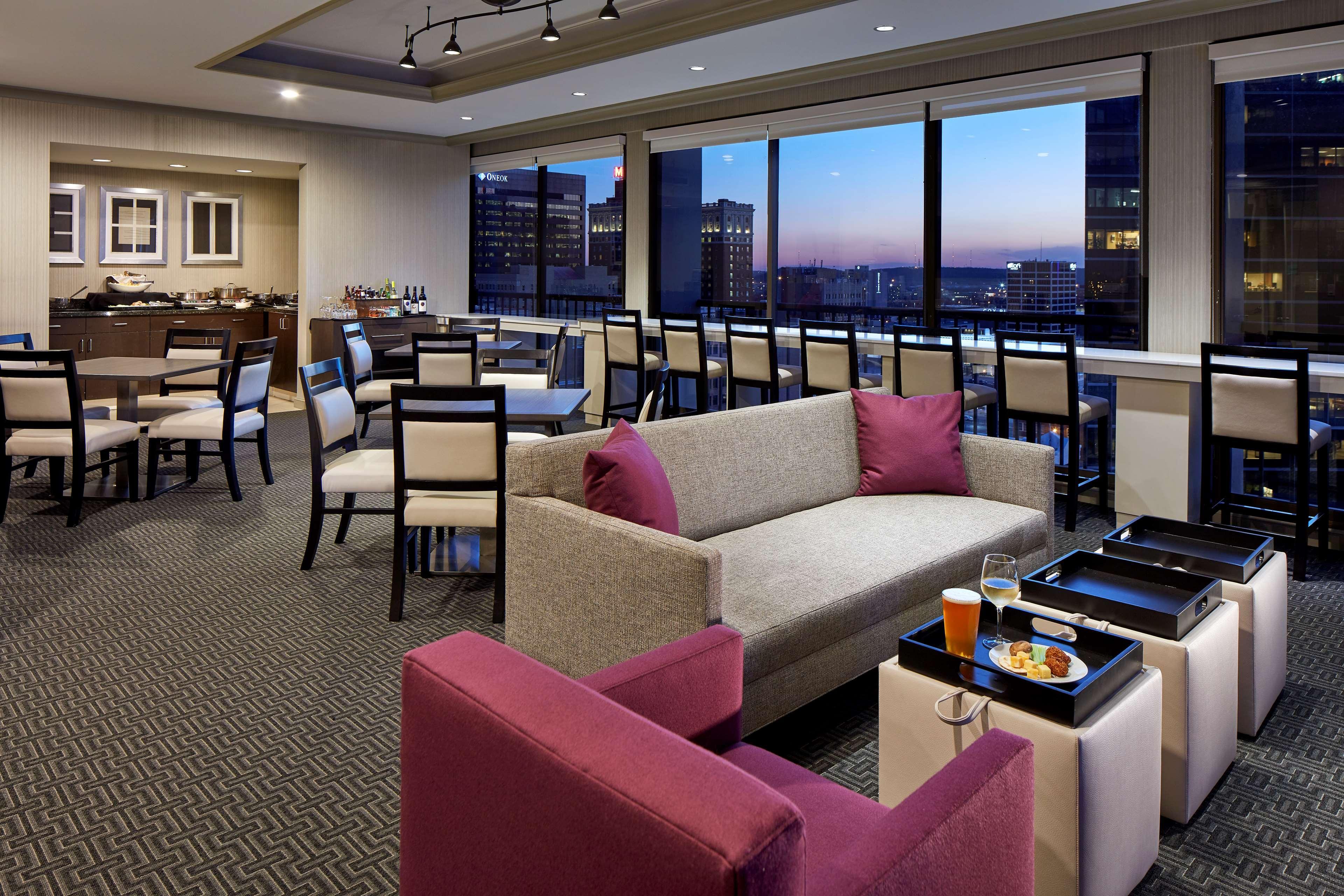 Hotel Hyatt Regency Tulsa Downtown Exterior foto