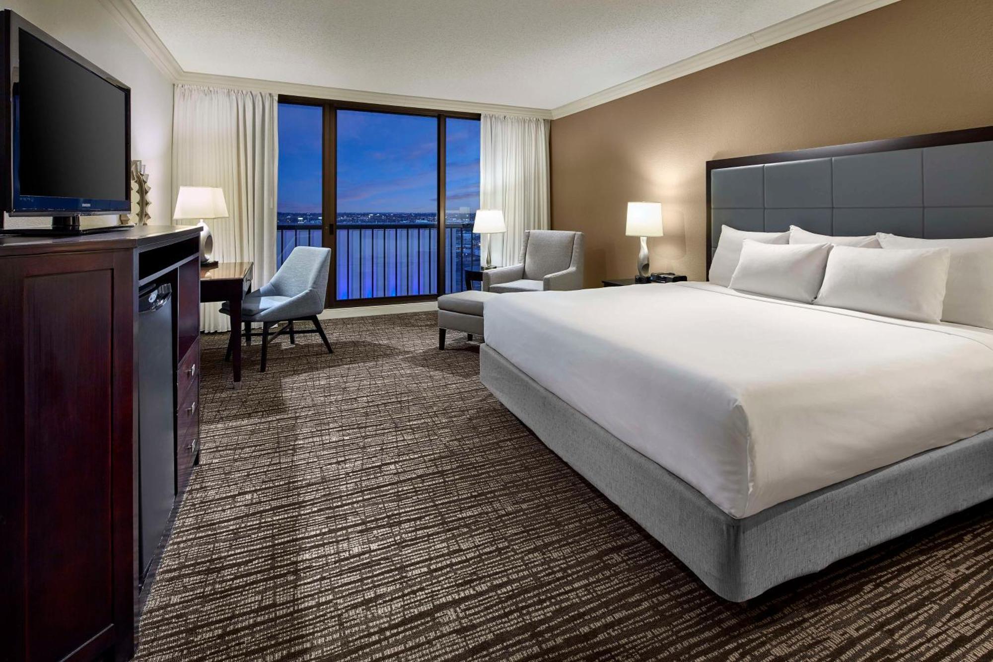 Hotel Hyatt Regency Tulsa Downtown Exterior foto